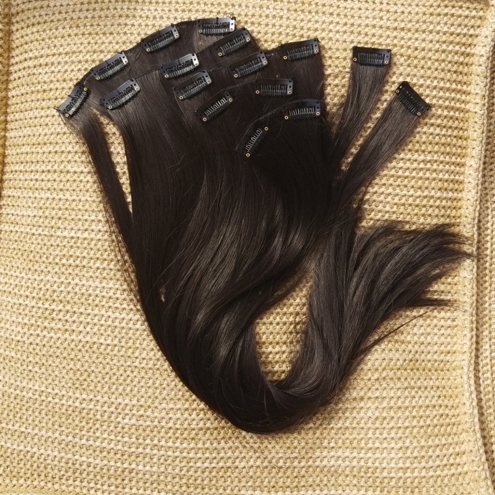 Clip in extensions. NEW